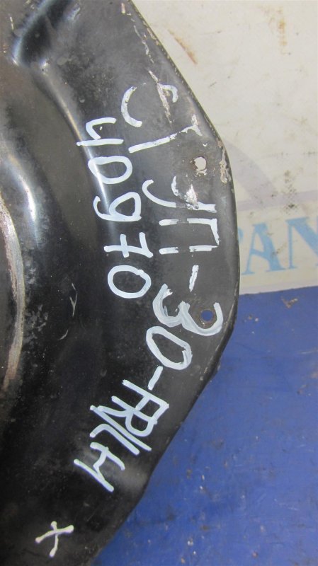 Кулак поворотный передний левый CAMRY 30 02-06 Кулак поворотный передний левый CAMRY 30 02-06