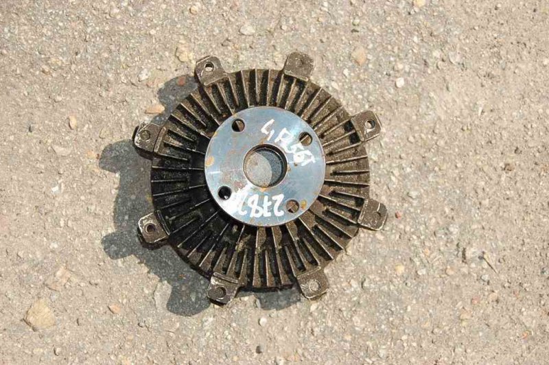 Вискомуфта MITSUBISHI PAJERO 91-99 MD331586 Б/У