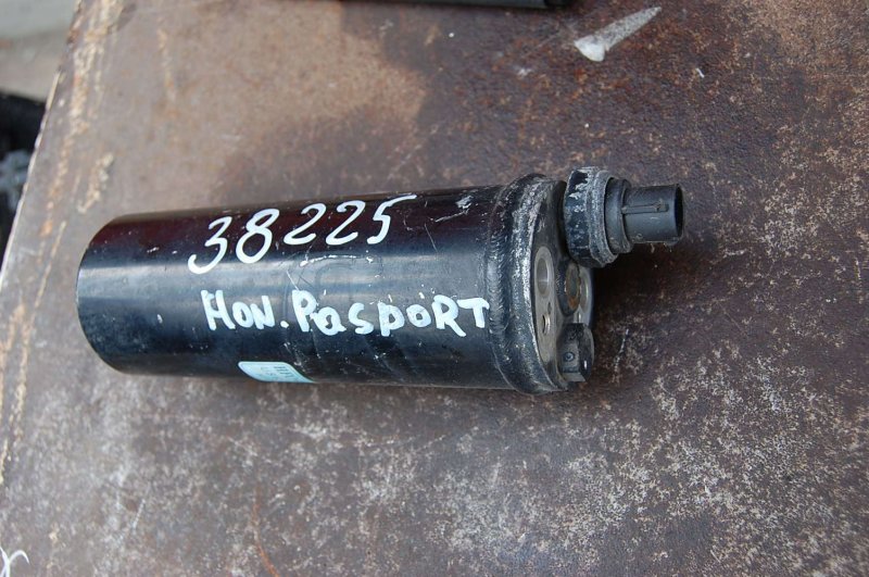 Запчасть осушитель кондиционера HONDA PASSPORT 93-02 Б/У Осушитель кондиционера HONDA PASSPORT 93-02 Б/У