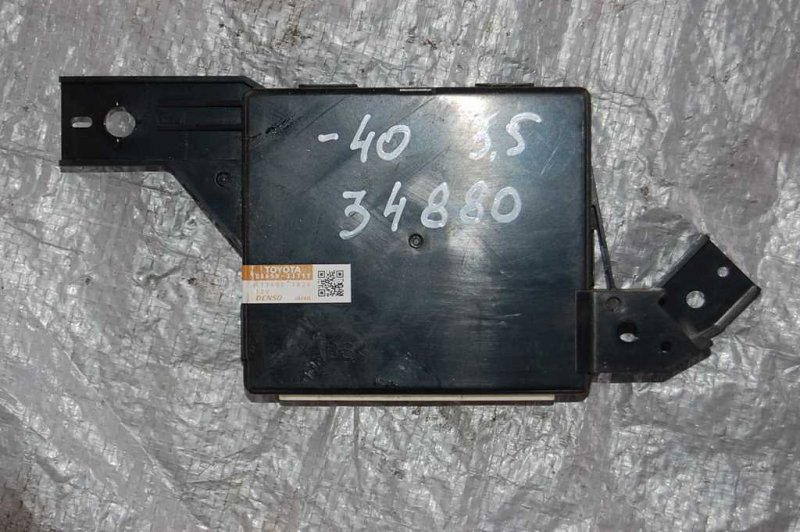 Блок электронный TOYOTA CAMRY 40 06-11