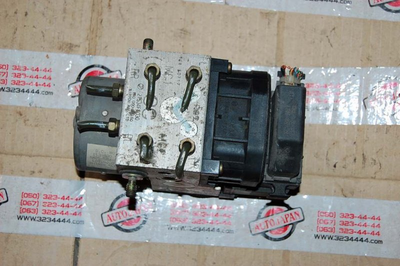 Блок ABS IMPREZA 00-07 GD/GG