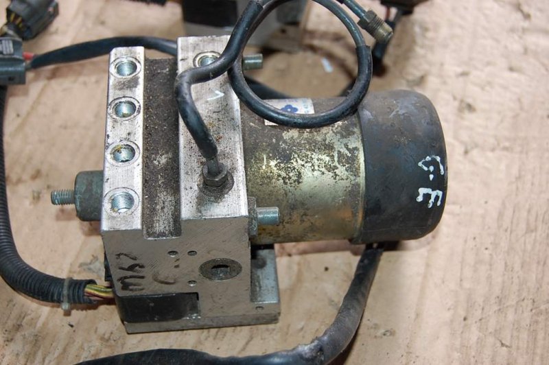 Блок ABS MAZDA 626 GE 91-97 GA2G437A0 Б/У