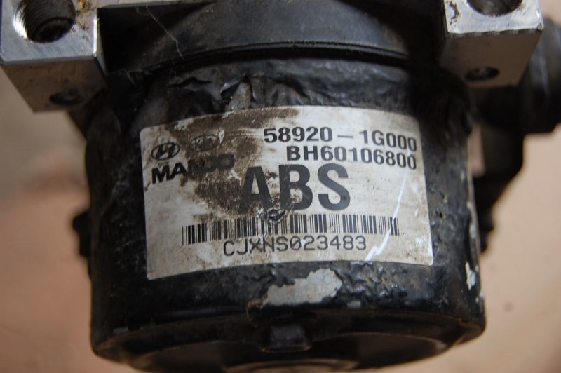 Запчасть блок abs HYUNDAI ACCENT MC 06-10 58920-1G000 Б/У Блок ABS HYUNDAI ACCENT MC 06-10 58920-1G000 Б/У
