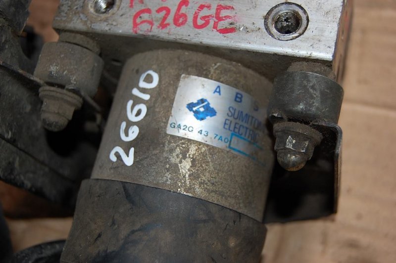 Запчасть блок abs MAZDA 626 GE 91-97 GA2G437A0 Б/У Блок ABS MAZDA 626 GE 91-97 GA2G437A0 Б/У