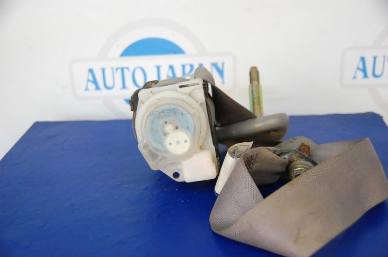 Ремень безопасности задний LEXUS LX470 98-07 Ремень безопасности задний LEXUS LX470 98-07