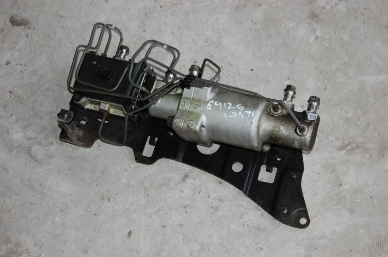 Компрессор пневмоподвески LX570 07-15 Компрессор пневмоподвески LX570 07-15