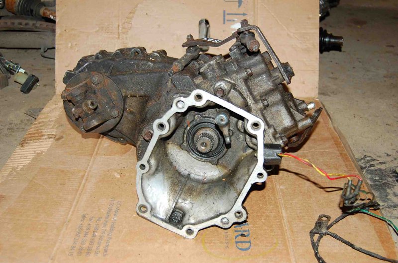 Раздаточная коробка E2200 E-SERIES 86-04