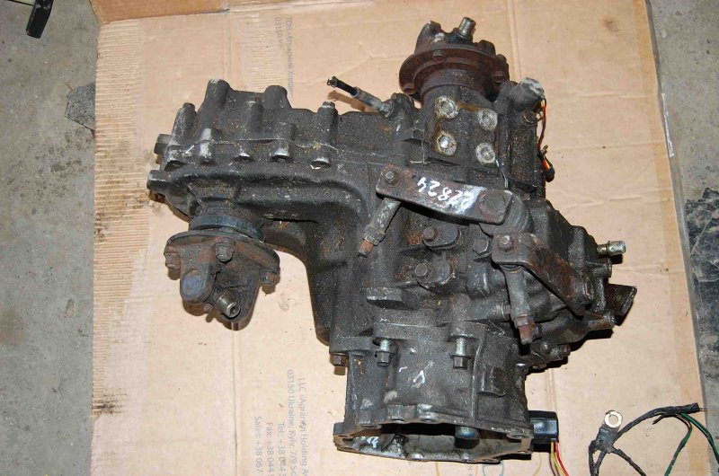 Раздаточная коробка MAZDA E2200 E-SERIES 86-04