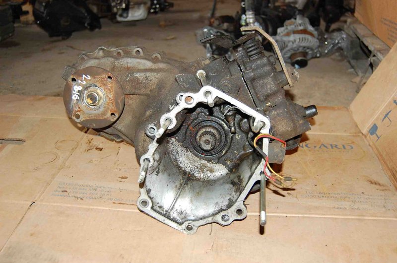 Раздаточная коробка MAZDA E2200 E-SERIES 86-04 Б/У