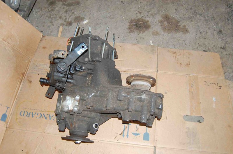 Раздаточная коробка E2200 E-SERIES 86-04