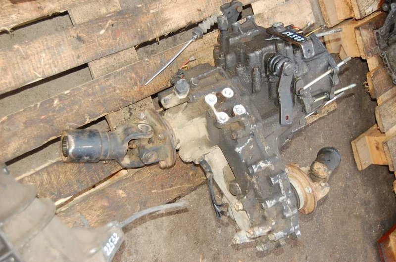 Раздаточная коробка MAZDA E2200 E-SERIES 86-04 Раздаточная коробка MAZDA E2200 E-SERIES 86-04