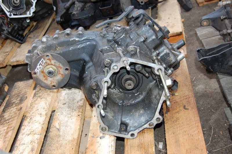 Раздаточная коробка MAZDA E2200 E-SERIES 86-04