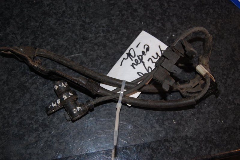 Датчик ABS передний TOYOTA CAMRY 40 06-11 Б/У