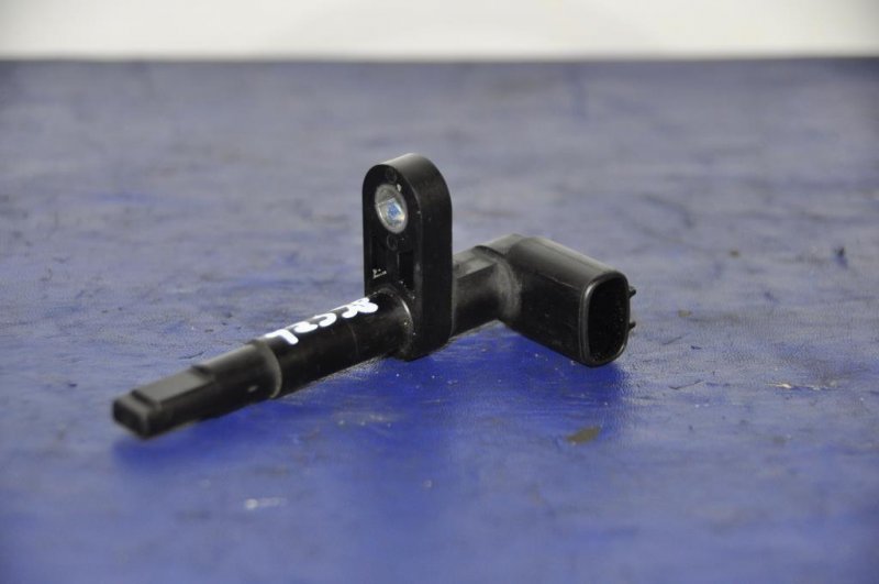 Датчик ABS задний левый GS350 GS300 05-11 Датчик ABS задний левый GS350 GS300 05-11