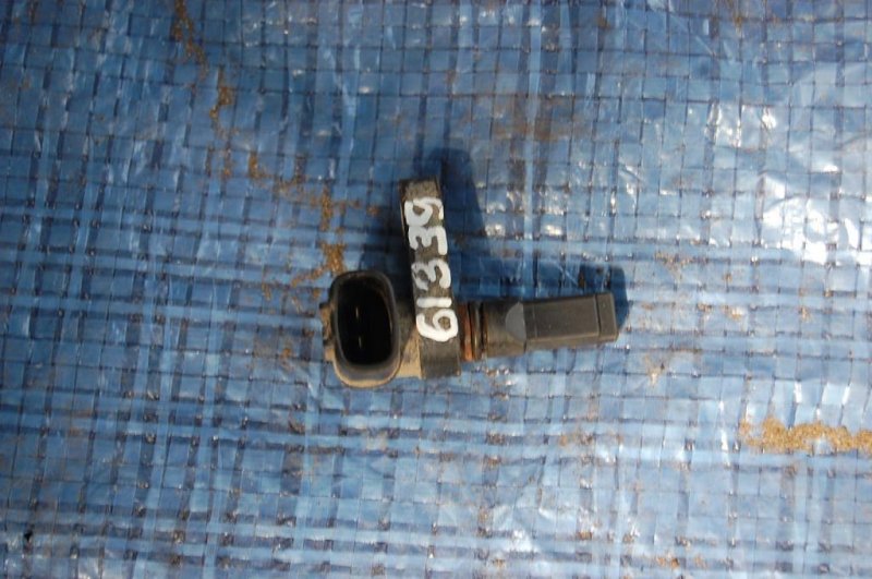 Датчик ABS задний TOYOTA COROLLA 120 00-07 89543-60050 Б/У