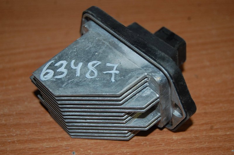 Резистор печки MAZDA 6 GG 02-07 HB18-0G-J6A Б/У