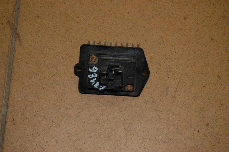 Резистор печки XEDOS 9 X9 (TA) 93-02