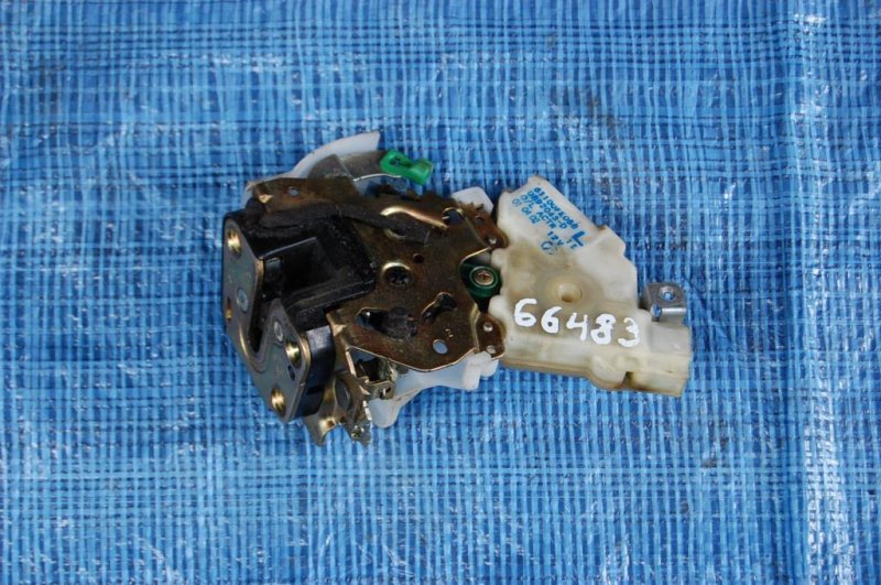 Замок двери задний левый SUBARU IMPREZA 00-07 GD/GG 61100FE050 Б/У