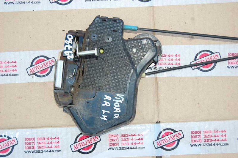 Замок двери задний левый SUZUKI GRAND VITARA 05-15 82350-65J11 Б/У