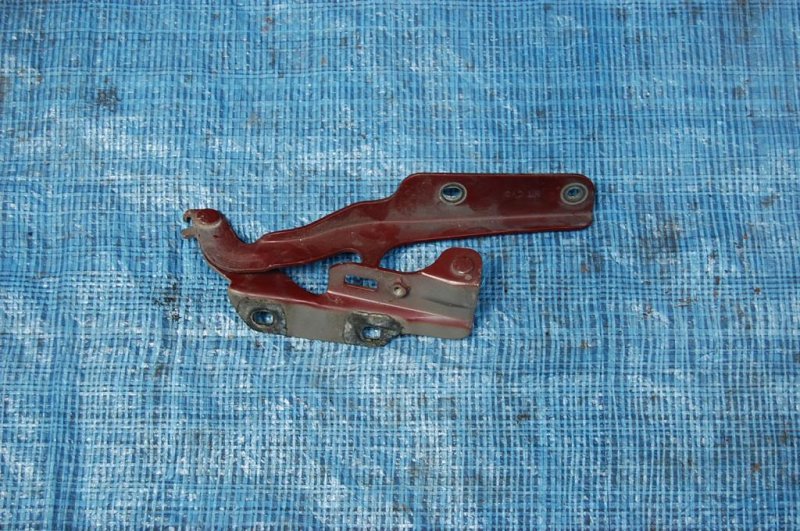 Петля капота левая MURANO Z50 02-07 Петля капота левая MURANO Z50 02-07