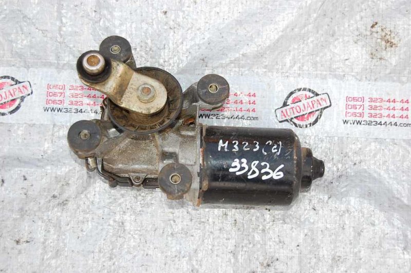 Запчасть моторчик стеклоочистителя передний MAZDA 323 BA 94-97 BJ3D-67-340E Б/У Моторчик стеклоочистителя передний MAZDA 323 BA 94-97 BJ3D-67-340E Б/У