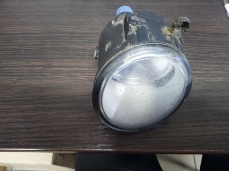 Запчасть противотуманная фара правая TOYOTA CAMRY 40 06-11 81210-0D041 Б/У Противотуманная фара правая TOYOTA CAMRY 40 06-11 81210-0D041 Б/У