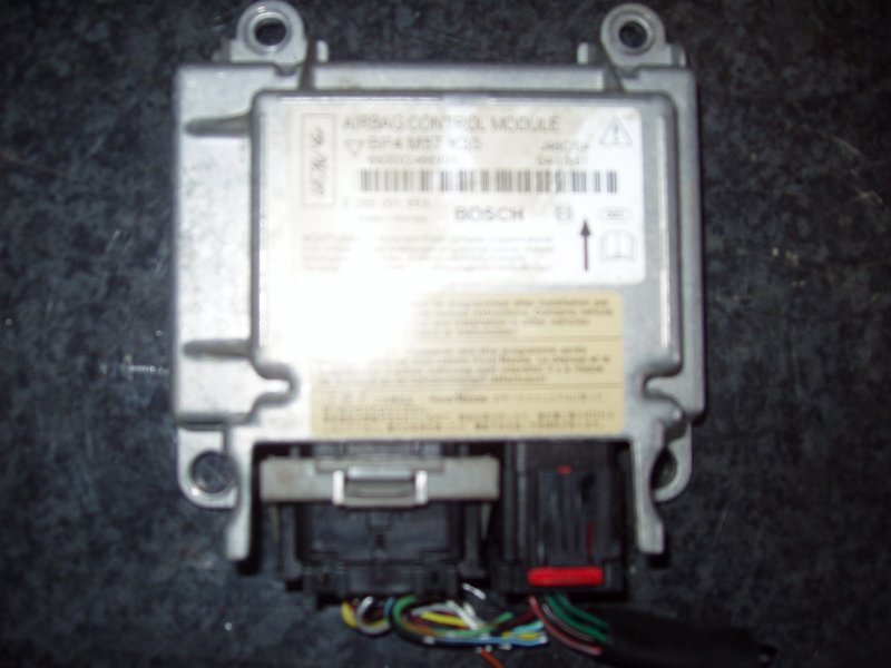 Запчасть блок управления airbag MAZDA 3 BK 03-08 Б/У Блок управления AIRBAG MAZDA 3 BK 03-08 Б/У