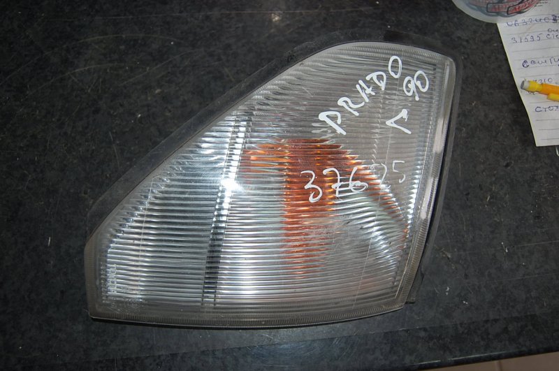 Указатель поворота правый TOYOTA LAND CRUISER PRADO 120 02-09 Б/У