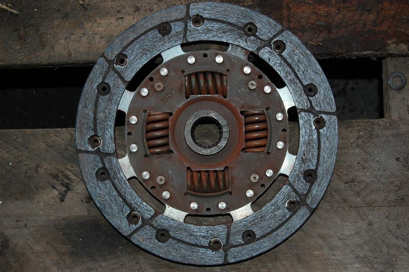 Диск сцепления MAZDA 3 BK 03-08 Б/У