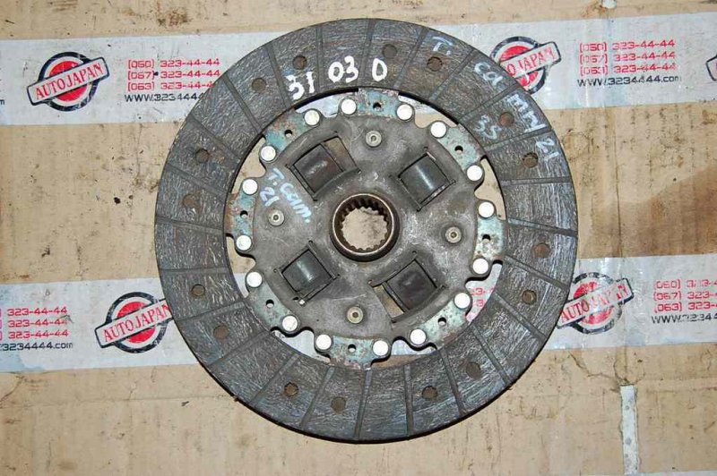Диск сцепления TOYOTA CAMRY 21 86-91 Б/У