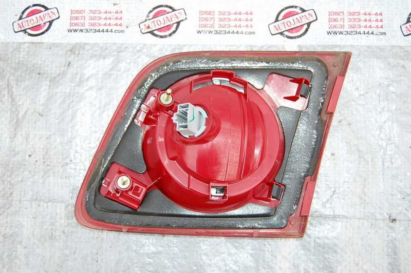 Фонарь внутренний задний левый MAZDA 3 BK 03-08