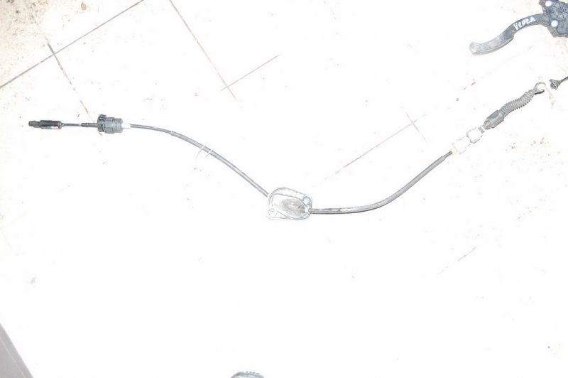 Трос газа TOYOTA VENZA 09-16 Б/У