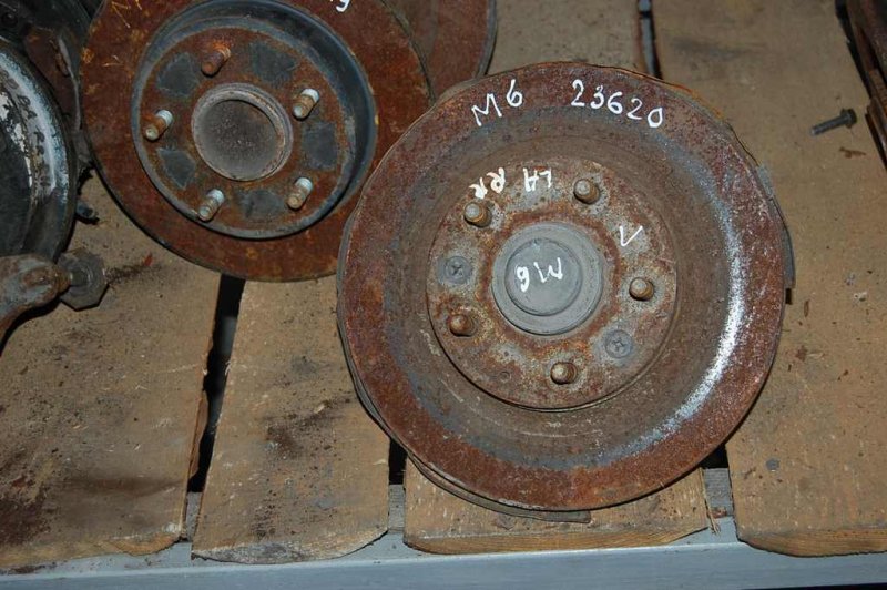 Ступица задняя левая 6 GG 02-07 Ступица задняя левая 6 GG 02-07