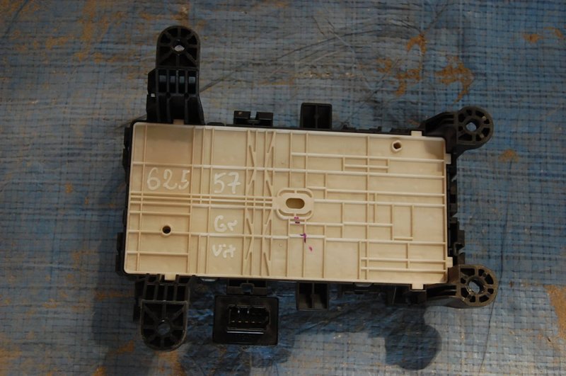 Блок предохранителей салон GRAND VITARA 05-15