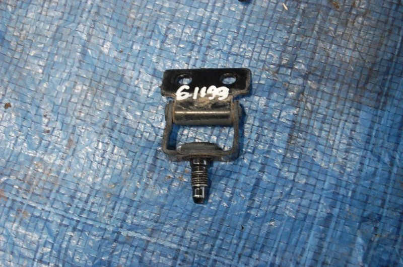 Запчасть петля крышки багажника левая MAZDA 5 CR 05-10 C235-62-210B Б/У Петля крышки багажника левая MAZDA 5 CR 05-10 C235-62-210B Б/У