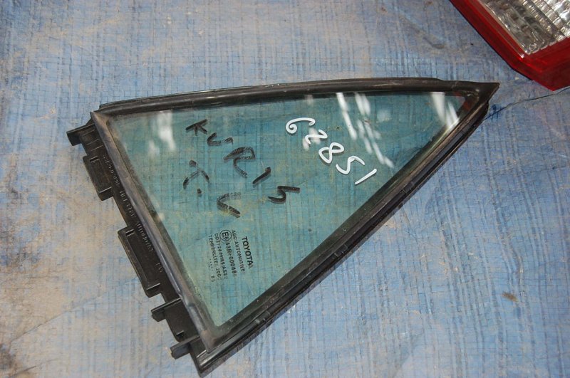 Запчасть стекло двери глухое заднее левое TOYOTA AURIS 06-12 68124-02170 Б/У Стекло двери глухое заднее левое TOYOTA AURIS 06-12 68124-02170 Б/У