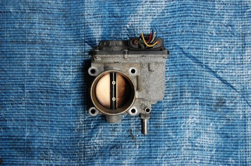 Дроссельная заслонка SUZUKI SX4 06-13 13400-80J00 Б/У