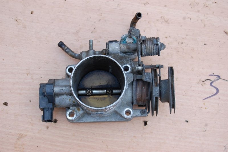 Дроссельная заслонка NISSAN MAXIMA A32 94-99 Б/У