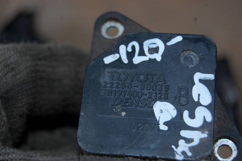 Расходомер воздуха COROLLA 120 00-07