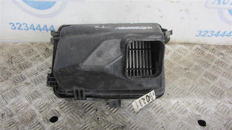 Корпус воздушного фильтра OUTLANDER XL 05-13