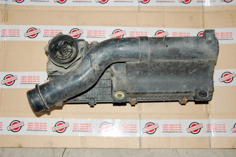 Корпус воздушного фильтра KIA RIO DC 2000-2005 Б/У