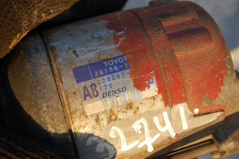 Запчасть стартер TOYOTA CELICA 99-06 Б/У Стартер TOYOTA CELICA 99-06 Б/У