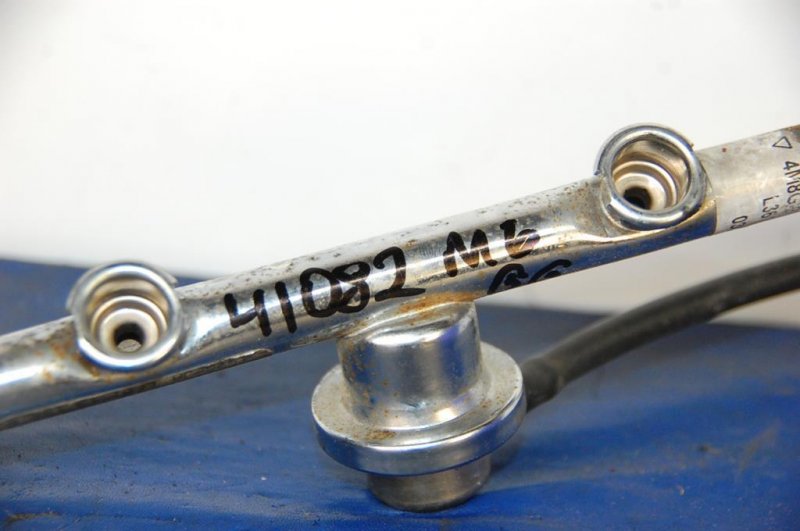 Форсунка топливная MAZDA 6 GG 02-07