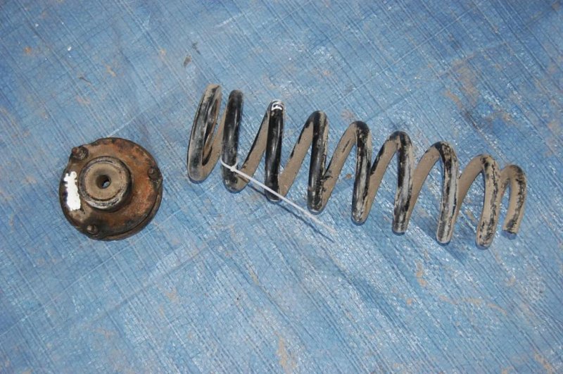 Пружина задней подвески TOYOTA COROLLA 120 00-07 Б/У