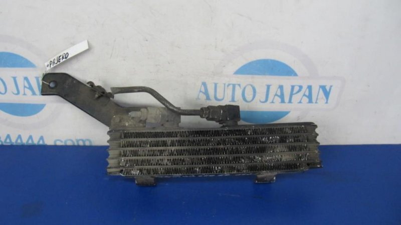 Теплообменник двигателя MITSUBISHI PAJERO 99-06 MR404903 Б/У