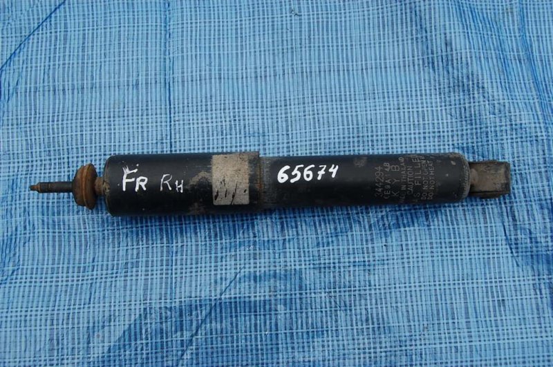 Амортизатор передний правый MITSUBISHI PAJERO SPORT 96-09 MR448498 Б/У