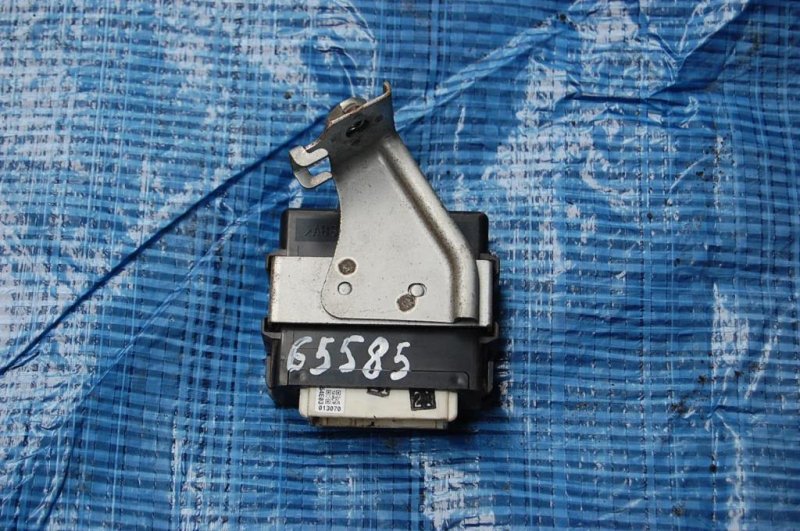 Блок электронный CAMRY 40 06-11