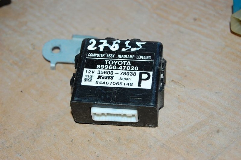 Блок управления освещением TOYOTA PRIUS - 20 03-11 89960-47020 Б/У
