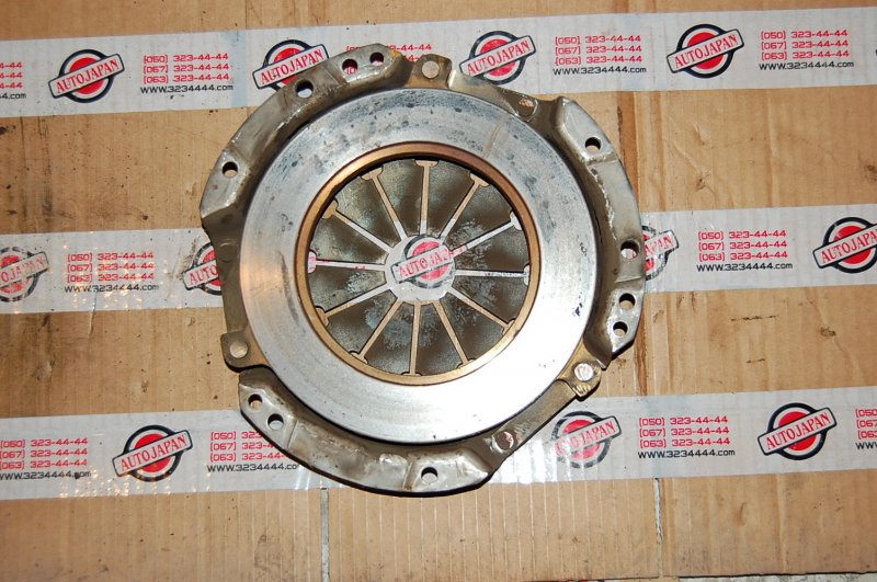 Корзина сцепления TOYOTA COROLLA E90 87-91 Б/У