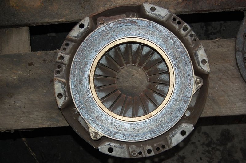 Корзина сцепления MAZDA 3 BK 03-08 Б/У